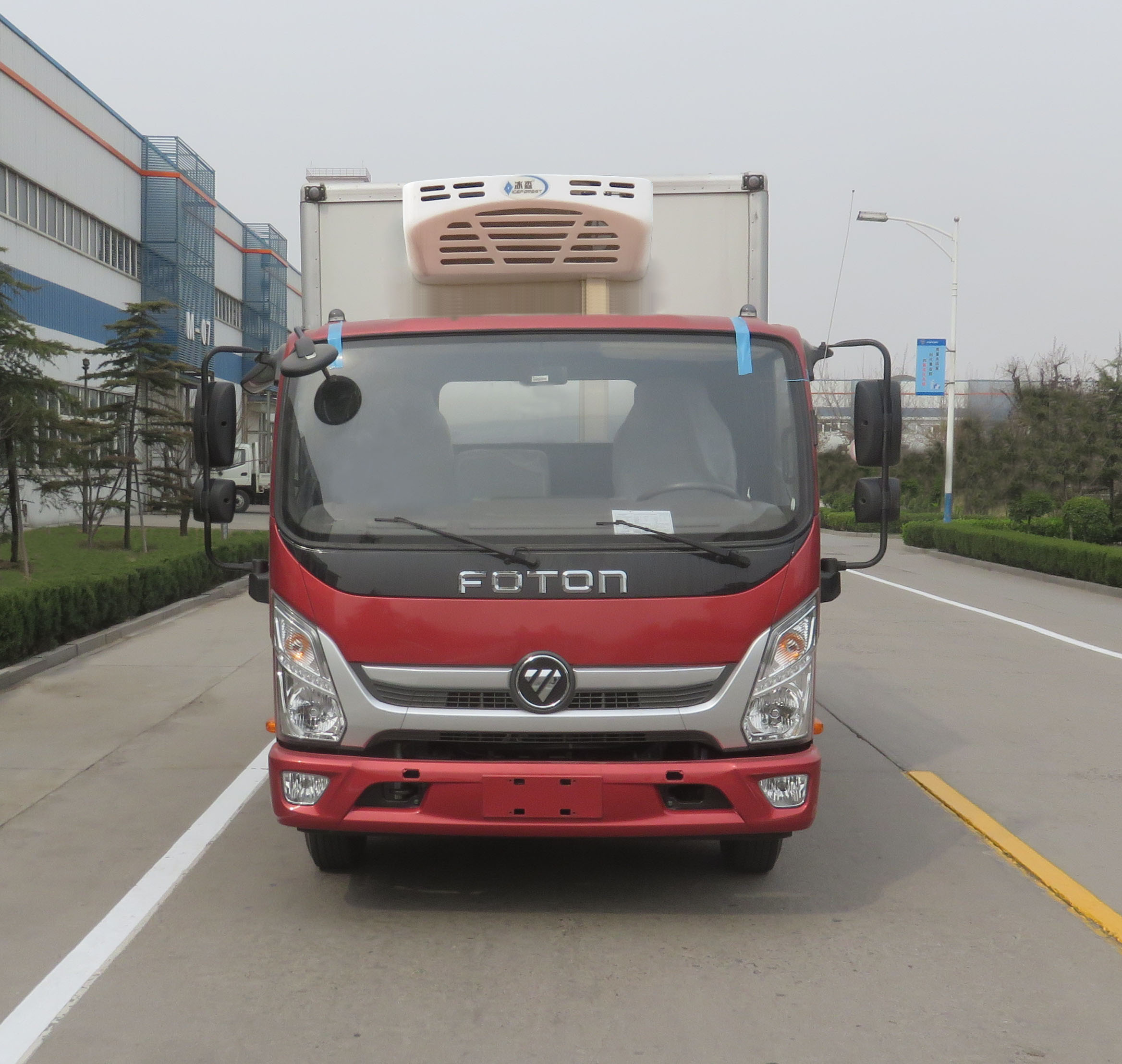 冷藏車，蔬菜鮮果運(yùn)輸車，鮮肉運(yùn)輸車福田牌BJ5048XLC-FK型冷藏車